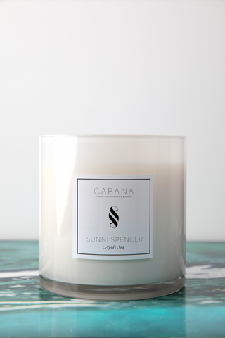 Sunni Spencer - Limited Edition Holiday Island Candle - White Classic