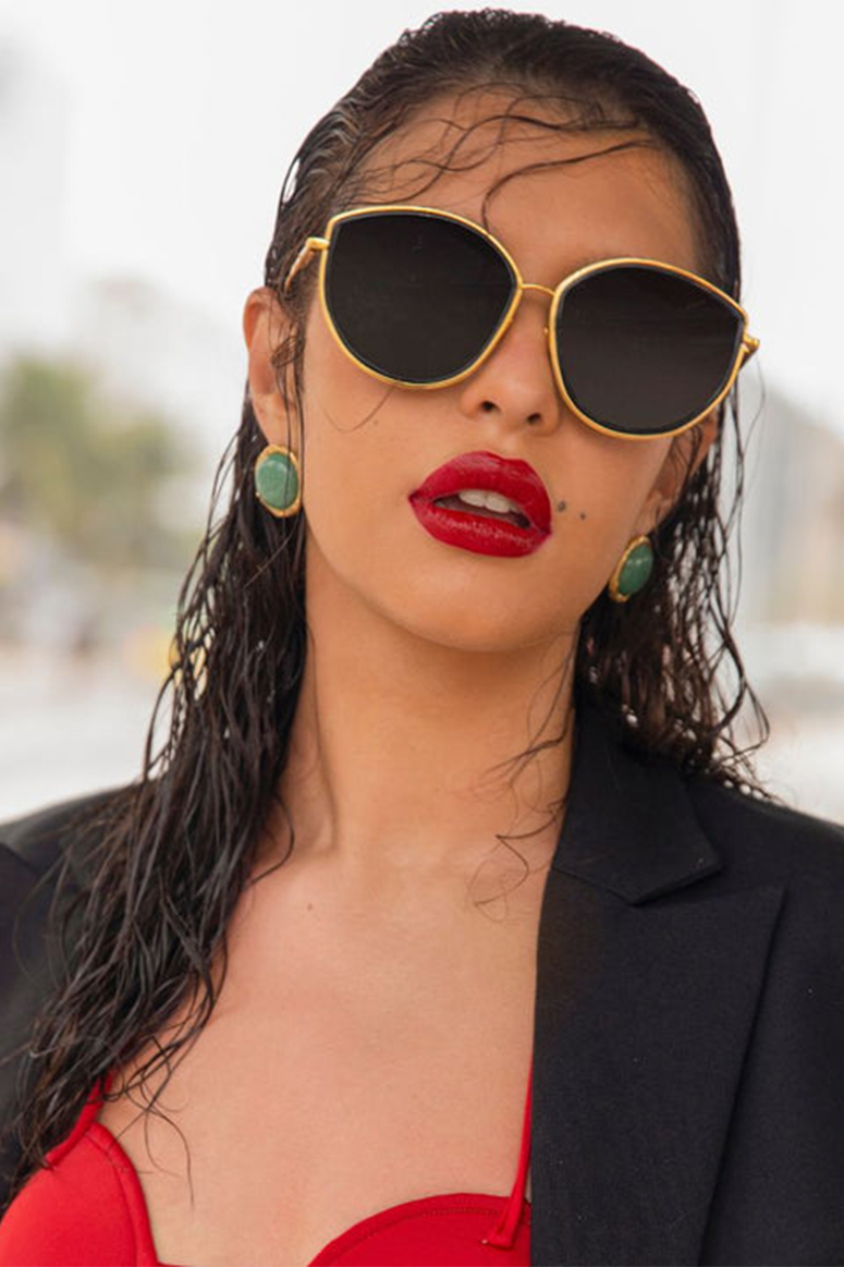 LINDA FARROW Samara Cat Eye Sunglasses Yellow Gold Sunni